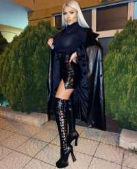 Arap Escort Unutulmaz, Rengarenk Geceleriyle Bekliyor