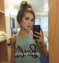 Atakent'in Çarpıcı Escort Kızı: İnce Belli, Göz Kamaştırıcı Saçlarıyla Büyülüyor