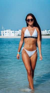 Atakent'in Göz Kamaştırıcı ve Zarif Escort Kızları