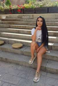 Beyaz Tenli Uzun Saçlı Türk Escort Leyla