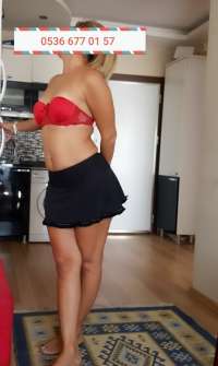 Büyüleyici Arap Escort Kızın Fantastik Dansı