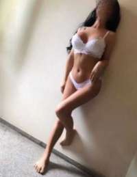 Çekici ve Egzotik Güzelliği ile Arap Escort Rüyalarınızı Süsleyecek!