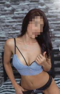 Heyecan ve Tutku Dolu Arap Escort Selena