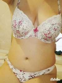 Özbek Eskort'tan Fantezileriyle Başınızı Döndürecek Bayan: 85 kg, 167 cm, Koyu Saç Rengi