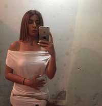 Samsun Çiftlik Caddesi'ndeki Harika Kız İle Tanışın: Enfes Escort Deneyimi